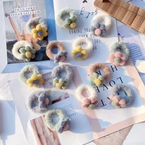 Süße bonbonfarbene Plüsch Blumen Haargummis flauschige Haarbänder für Herbst Winter Accessoires