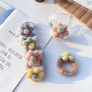 Flaumige Plüsch Blumen Haargummis süße Herbst Winter Haarschmuck Bonbonfarben süße Haarbänder.