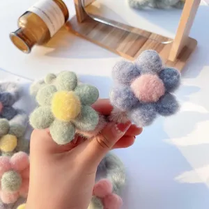 Pluesch Blumen Haargummis suesse bunte flauschige Haarbaender winterliche Haaraccessoires Damen.