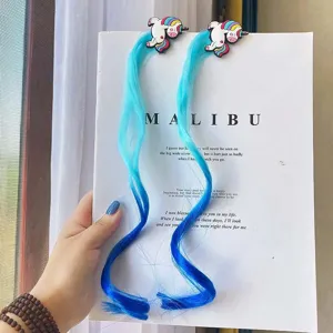 Kids cartoon unicorn hair clips with colorful gradient wig extensions for cute party styling hair.
