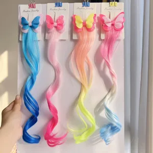 Pinzas de pelo de peluca colorida para ninos con mariposa con purpurina, degradado.