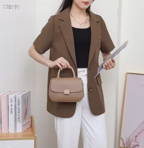 Stylish women's leather top-handle flap handbag retro design elegant daily commuter bag