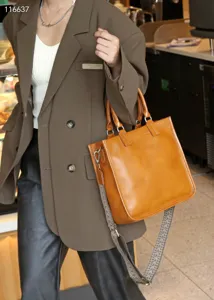Echtleder Damen Handtasche braune Tote Tasche mit stylischem gewebtem Schulterriemen