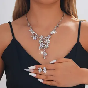 Elegant pearl and rhinestone flower necklace earrings set, wedding bridal jewelry accessories.