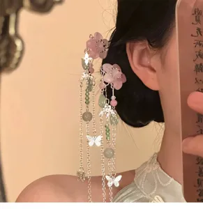 Detailansicht des neuen chinesischen antiken Blumen- und Quasten-Haaraccessoires für Hanfu.