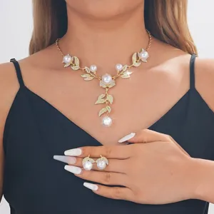 Elegante set de collar y pendientes de perlas doradas joyas de novia para mujeres bellas