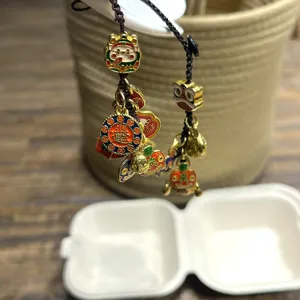 Chinese style lucky cat lion dance metal keychain pendant phone bag hanging ornament accessory