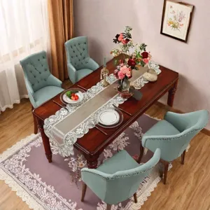 Eleganter Samt und Spitzen Tischläufer für amerikanische Luxus Esstische und Schränke Dekoration.