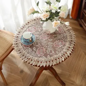Exquisito mantel redondo bordado de malla con borde de encaje para decoración del hogar.