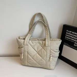 Quilted tote bag for women, stylish large capacity shoulder bag, casual everyday handbag.