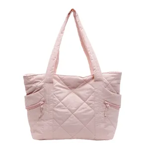 Fashion quilted tote bag for women, large capacity casual single shoulder handbag with pockets.