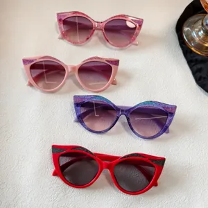 Kinder Mode Glitzer Cat Eye Sonnenbrille Set, bunte Outdoor Sonnenschutz Brille für Kinder.