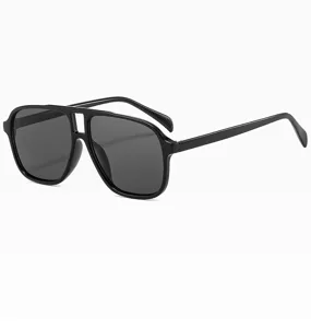 Schwarze große Doppelsteg Sonnenbrille im Retro Trend stilvolle Detailansicht des Produkts