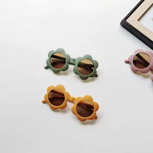 Cute flower shaped children sunglasses, adorable toddler sun glasses for boys and girls.