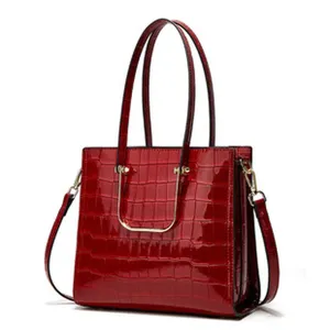 Red crocodile pattern leather handbag stylish shoulder cross body bag with metal hardware