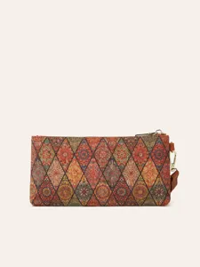 Bohemian retro printed women clutch wallet, chic geometric pattern long zippered wristlet bag.
