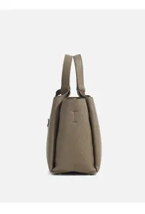 Chic greyish-brown pebbled leather shoulder handbag casual tote bag side view detail