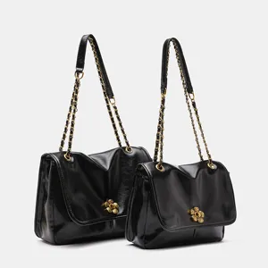 Women black chain shoulder bag stylish crossbody handbag for daily commuting new style.