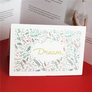 Carte de vœux style nordique avec motif floral et texte Dream doré pour anniversaire