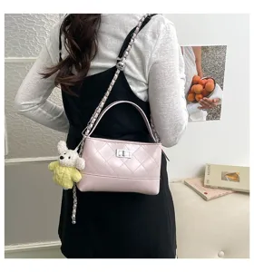 Chic quilted chain shoulder bag for women, retro diamond pattern crossbody handbag with cute pendant.