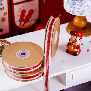 Rotes weißes Juteband 1cm Kordel für Weihnachtsgeschenke und DIY handgefertigte Dekorationen.