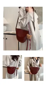 Stylish minimalist women underarm bag 2025 new solid color saddle shoulder bag for ladies