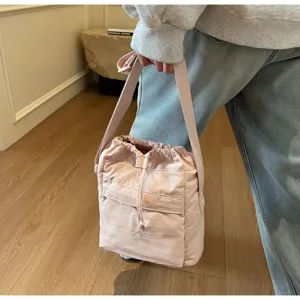 Sac à bandoulière rose clair avec cordon, sac fourre-tout tendance style coréen pour tous les jours.