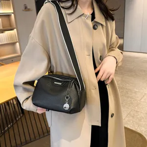 Stylish genuine leather women crossbody bag, versatile soft shoulder bag for daily fashion!