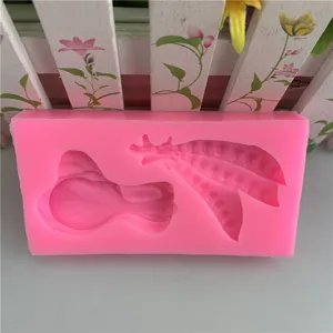 Stampo in silicone rosa per fondant, baccello di pisello e cavolo per decorare torte.