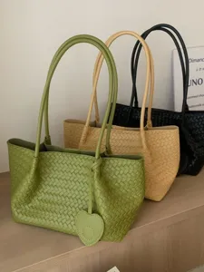 Woven tote bag large capacity shoulder bag fashionable casual handbag for women