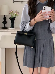 Sac à main rétro en cuir PU pour femmes, sac bandoulière élégant pour le travail quotidien.