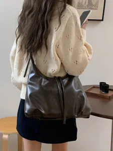 Borsa a spalla retrò morbida da donna, elegante borsa tote autunnale e invernale per uso quotidiano.