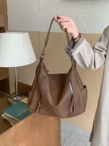 Retro large capacity brown tote shoulder bag for women stylish commuting daily handbag