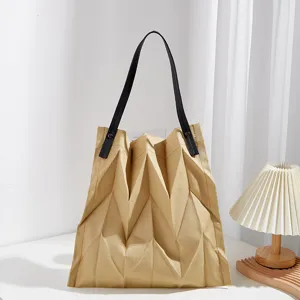 Women Canvas Tote Bag Geometric Pleated Diamond Grid Large Capacity Casual Commuting Shoulder Bag Student Handbag
