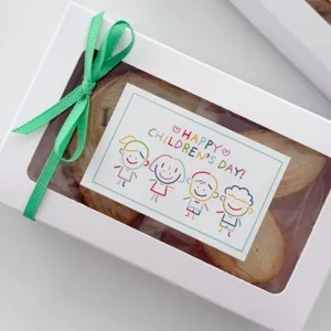 Adesivo decorativo festa dei bambini confezione scatola regalo cartone animato