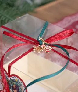 Weihnachtsgeschenk Verpackungsband 3mm rot und gruen Ripsband fuer feiertags Geschenkboxen