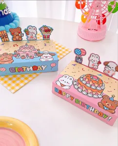 Niedliche Cartoon Geburtstag Geschenkschachtel Süßigkeiten Verpackung für Kinder Party.