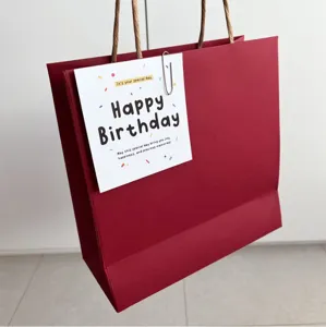 Tarjeta de felicitación de cumpleaños cuadrada con impresión happy birthday para floristerías.