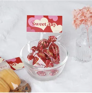 Αγίου Βαλεντίνου κόκκινη καρδιά Sweet Day κάρτα κεφαλίδας συσκευασίας και καραμέλες λεπτομέρεια.