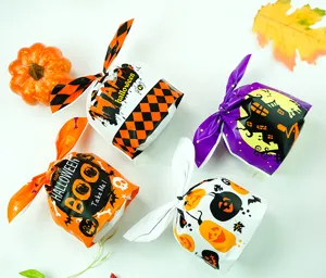 Sachets en plastique de bonbons oreilles de lapin d'Halloween, emballages cadeaux festifs.