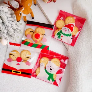 Bolsas de embalaje de galletas de Navidad vista detallada, bolsa de dulces festiva.