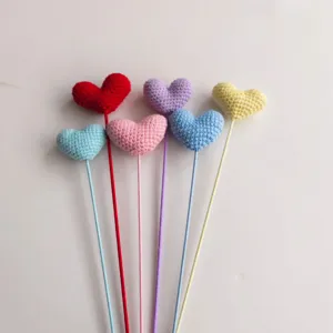 Fiori di cuore all uncinetto fatti a mano accessori bouquet regali a maglia DIY.