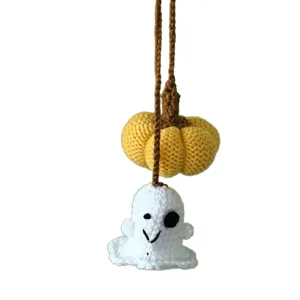 Pendentif de voiture citrouille fantôme d'Halloween au crochet fait main porte-clés cadeau tricoté