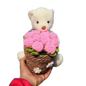 Handmade Knitted Crochet Bear Flower Bouquet Gift Cute Wool Rose Bear Ornament for Birthday Party