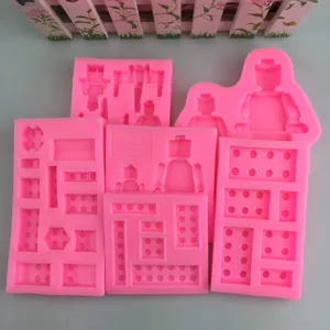 Set van 6 roze siliconen mallen voor DIY chocolade, taartdecoratie en bakambacht.