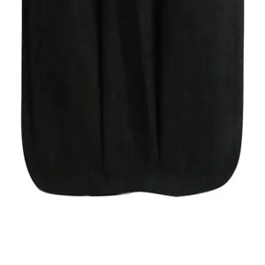 Detailansicht der schwarzen Campingstuhl Armlehnen Aufbewahrungstasche Outdoor Ausrüstung.