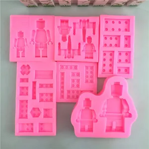 Set van 6 siliconen mallen met robot minifiguren en bouwsteen vorm voor bakken DIY.