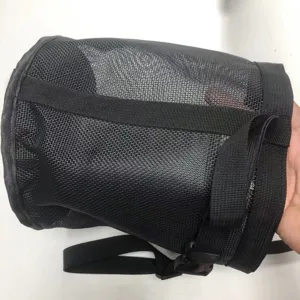 Sac à foin suspendu pour cheval en filet noir mangeoire portable grande capacité