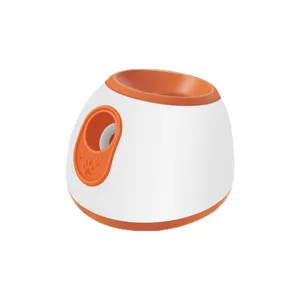 Lanzador de pelotas automático para perros, juguete interactivo de plástico blanco y naranja.