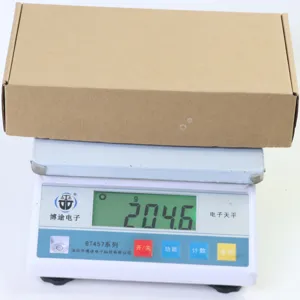 Adjustable camera shoulder strap packaging box weight display detail image for outdoor.